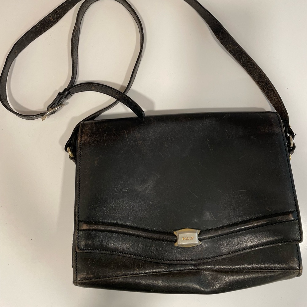 Italian Black Leather Bally Shoulder or Cross Body Handbag Puse Bag Vintage 1990